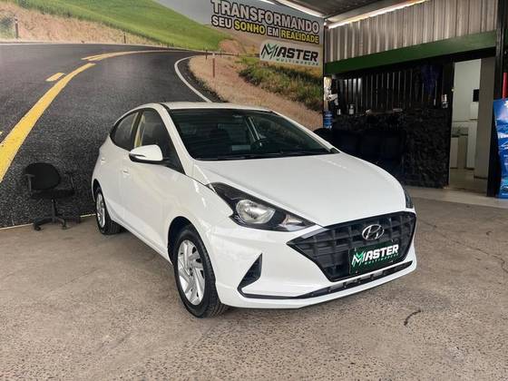 HYUNDAI HB20 1.0 12V FLEX EVOLUTION MANUAL HYUNDAI HB20 1.0 12V FLEX EVOLUTION MANUAL